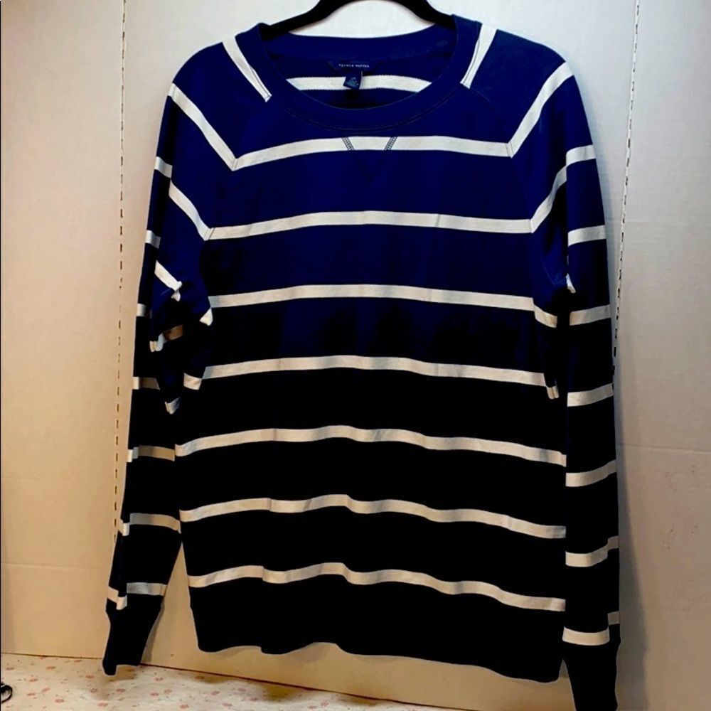 Tommy Hilfiger Long sleeve large top